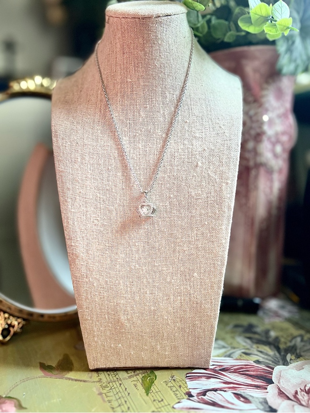 18K White Gold Plated Crown Pendant w/ 1.0K Moissanite stone Necklace- Heartbeat